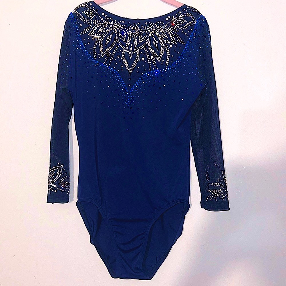 Rebeccas mom leotard size small